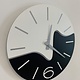 WANDKLOK OLIV BLACK & WHITE MODERN DESIGN
