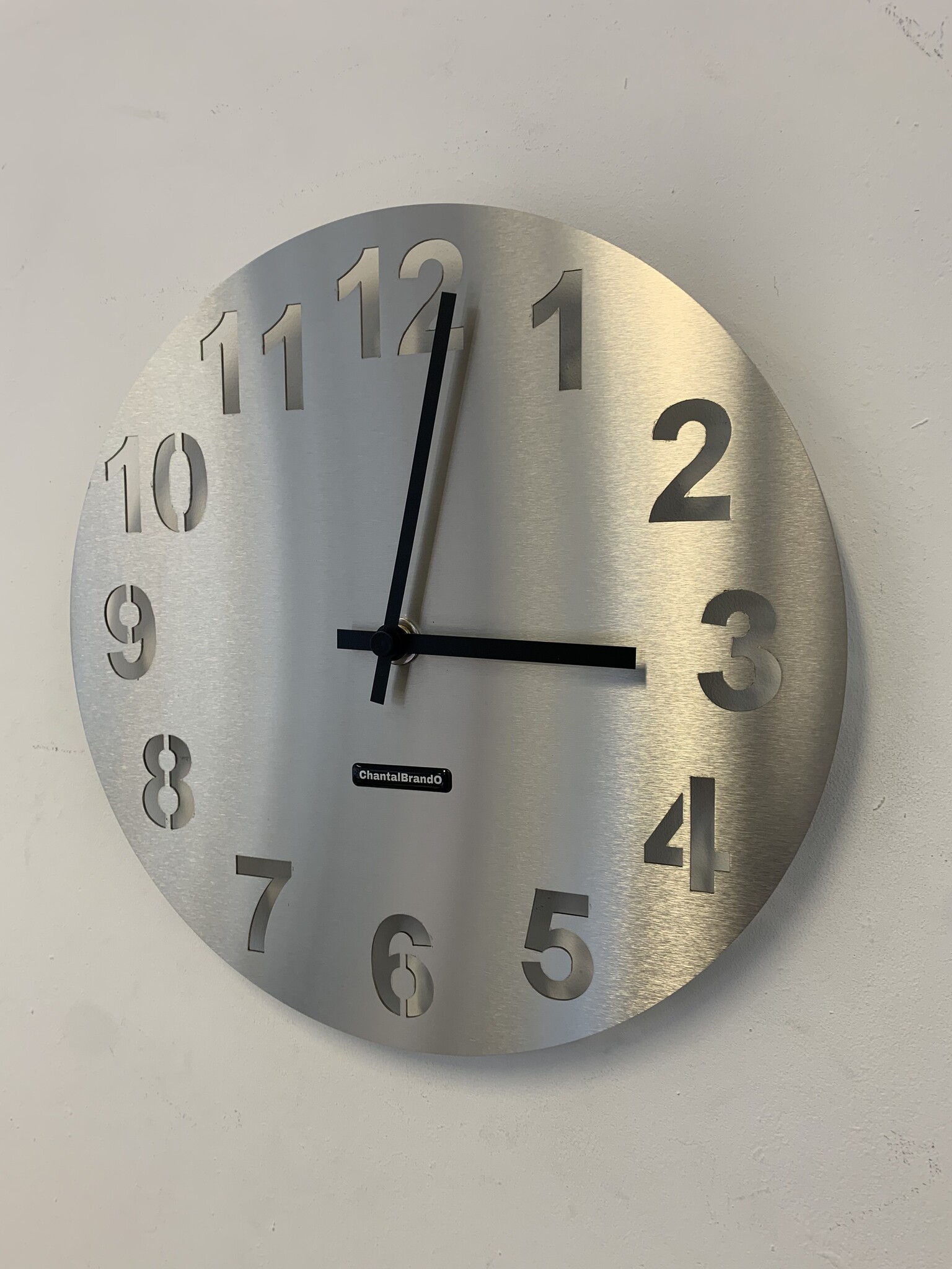 ChantalBrandO Wandklok RVS Amsterdam design