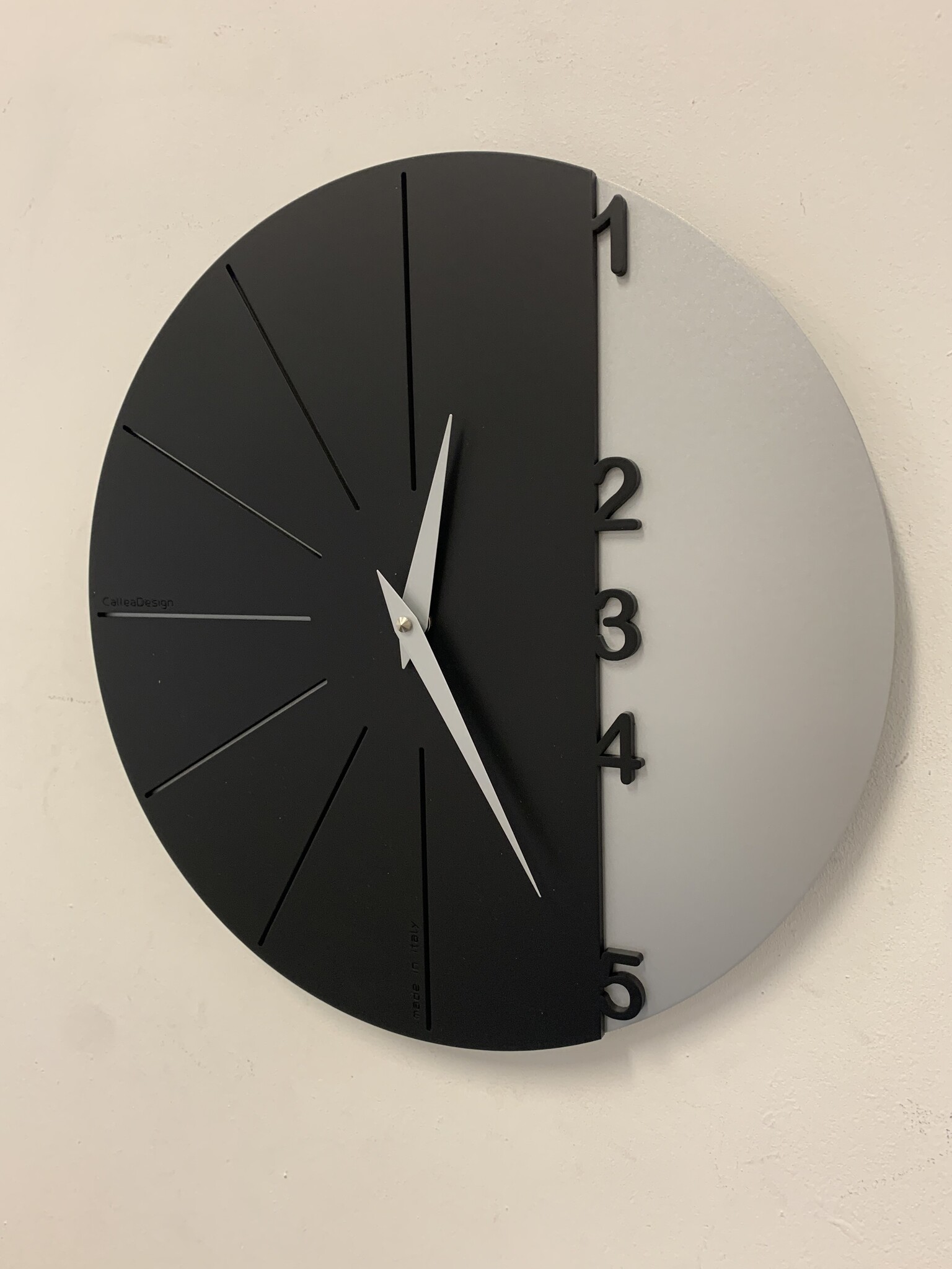 Wandklok CALLEA MODERN DESIGN