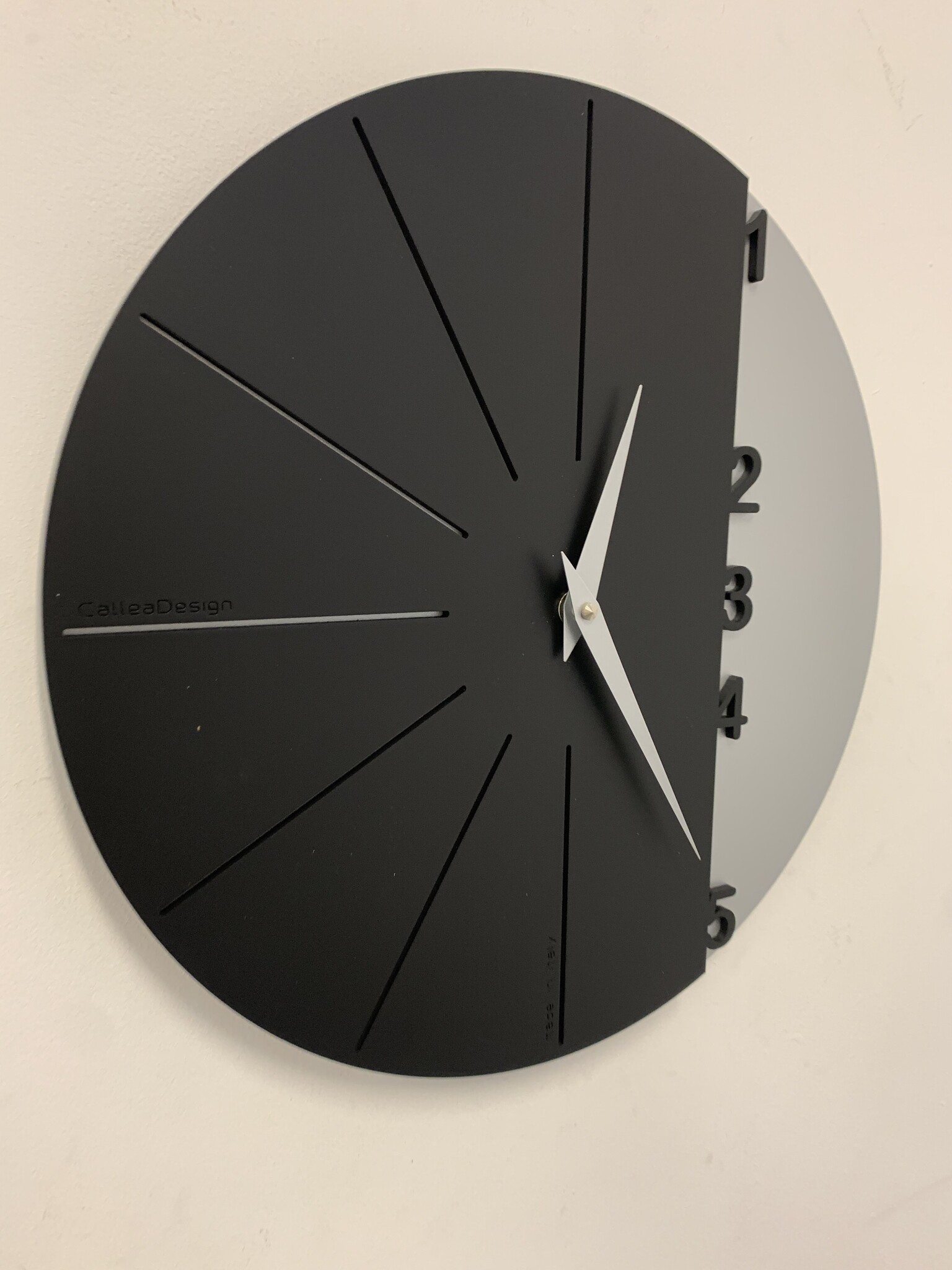 Wandklok CALLEA MODERN DESIGN