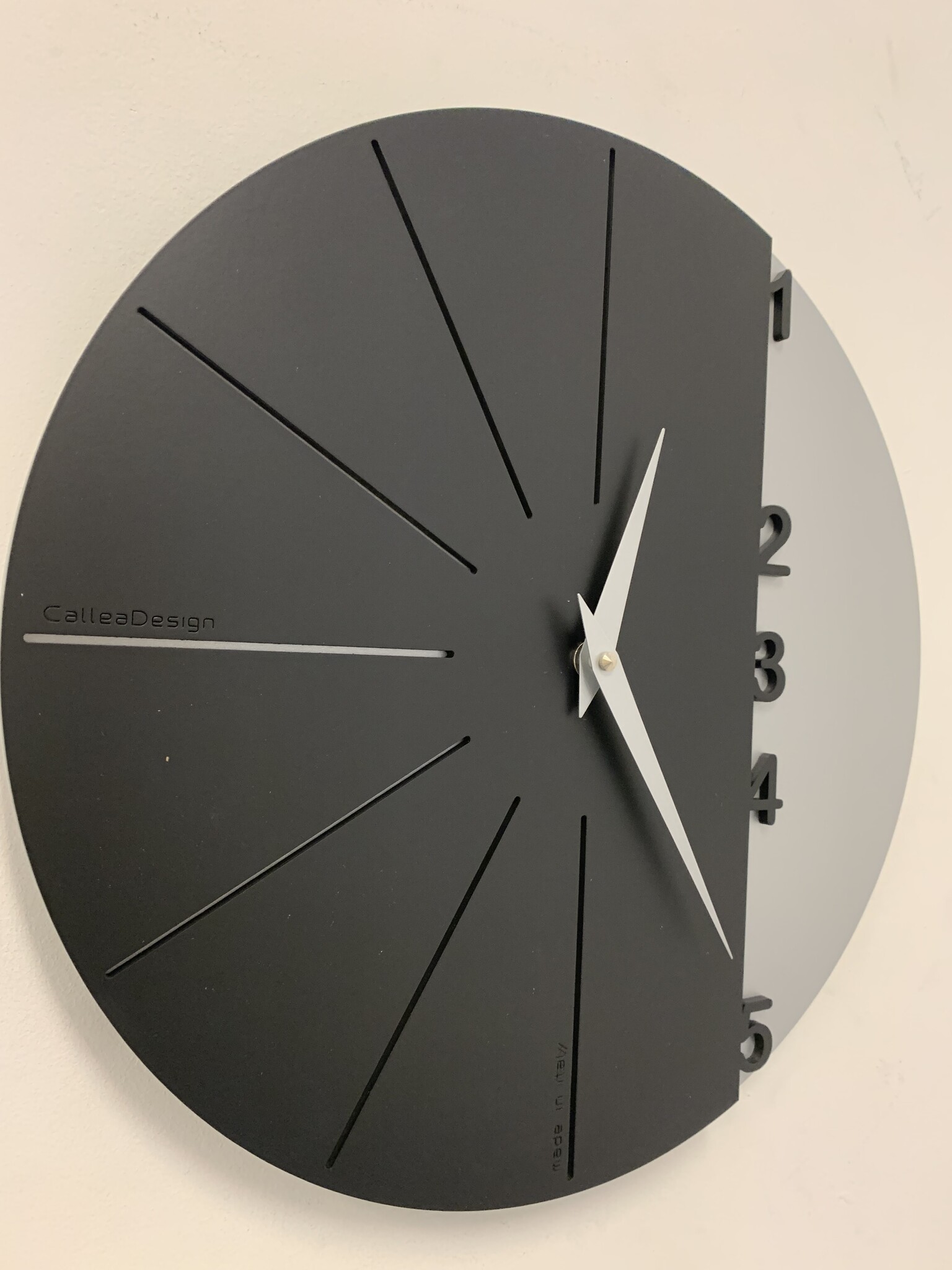 Wandklok CALLEA MODERN DESIGN