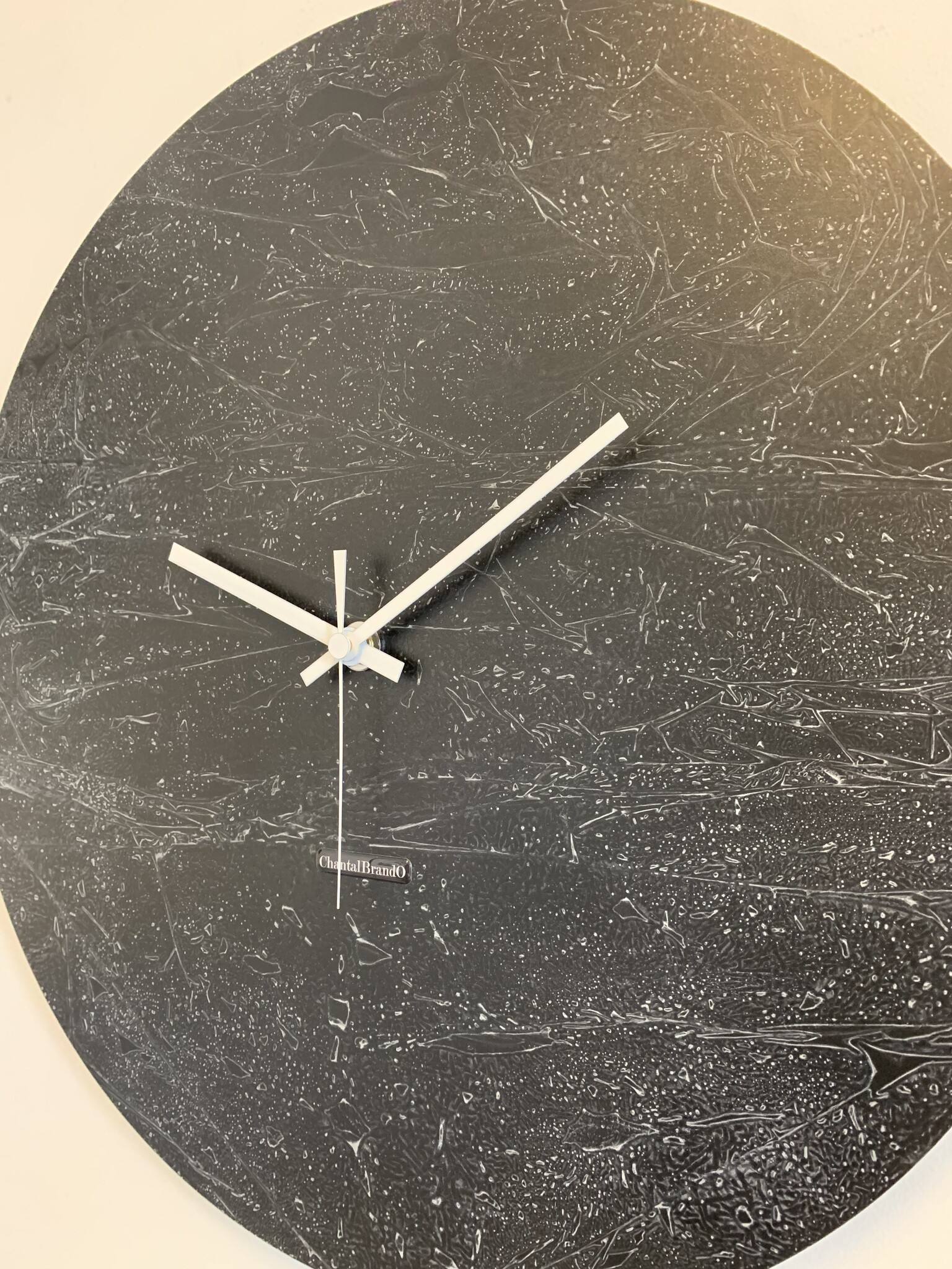 ChantalBrandO Wandklok BRETAGNE BLACK XL Modern Industrieel Design