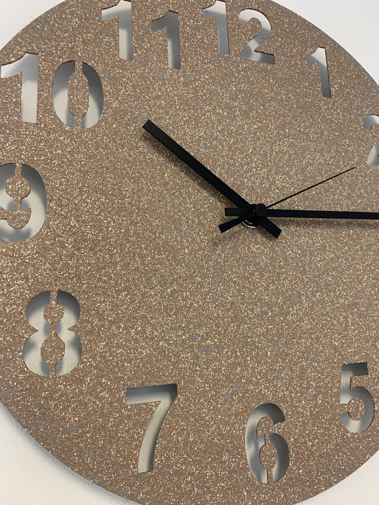 MOSACLOCK GRANITO MARRON Wandklok Modern Industrieel Design