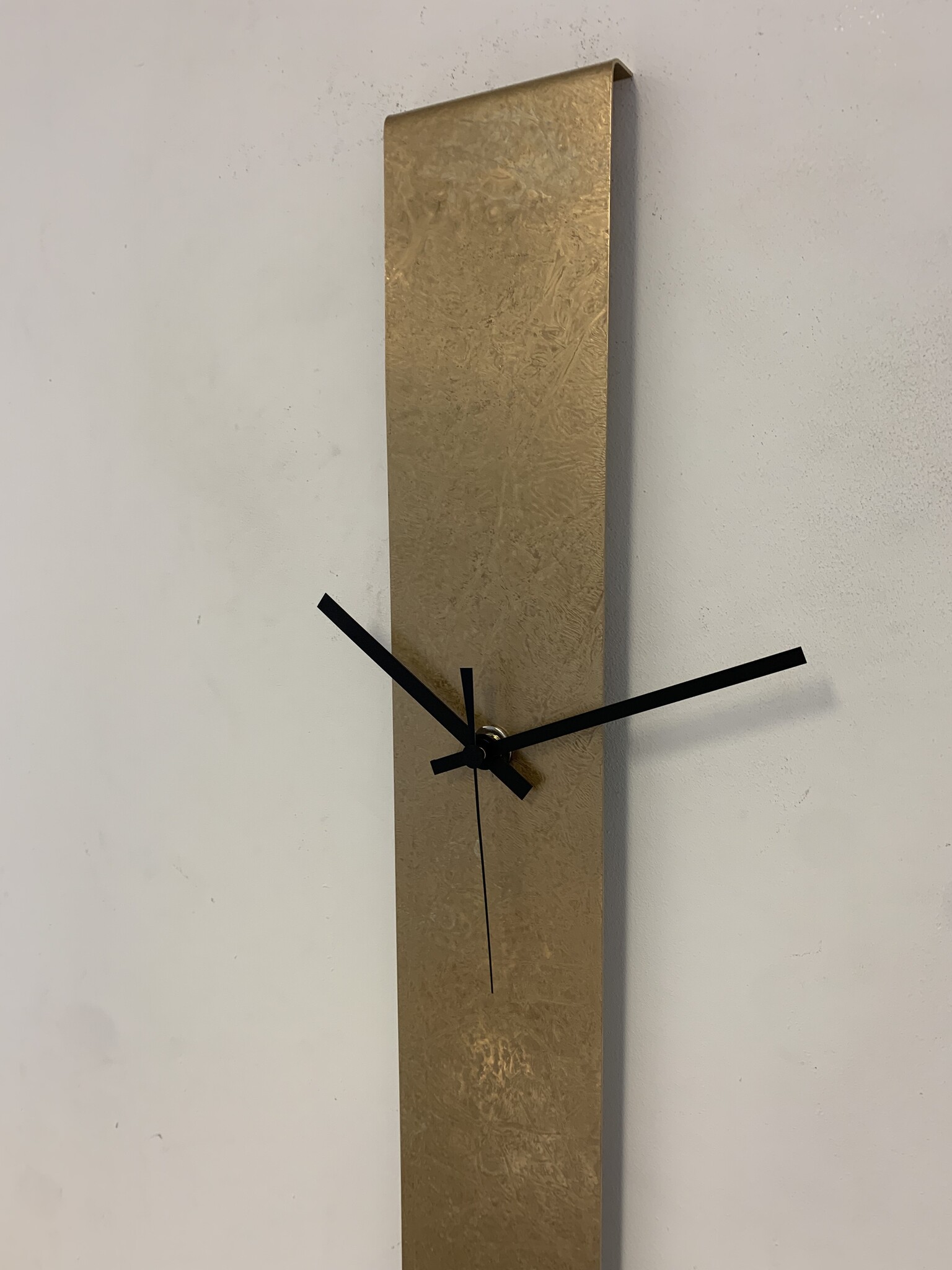 Wandklok SUMMIT GOLD MODERN DESIGN