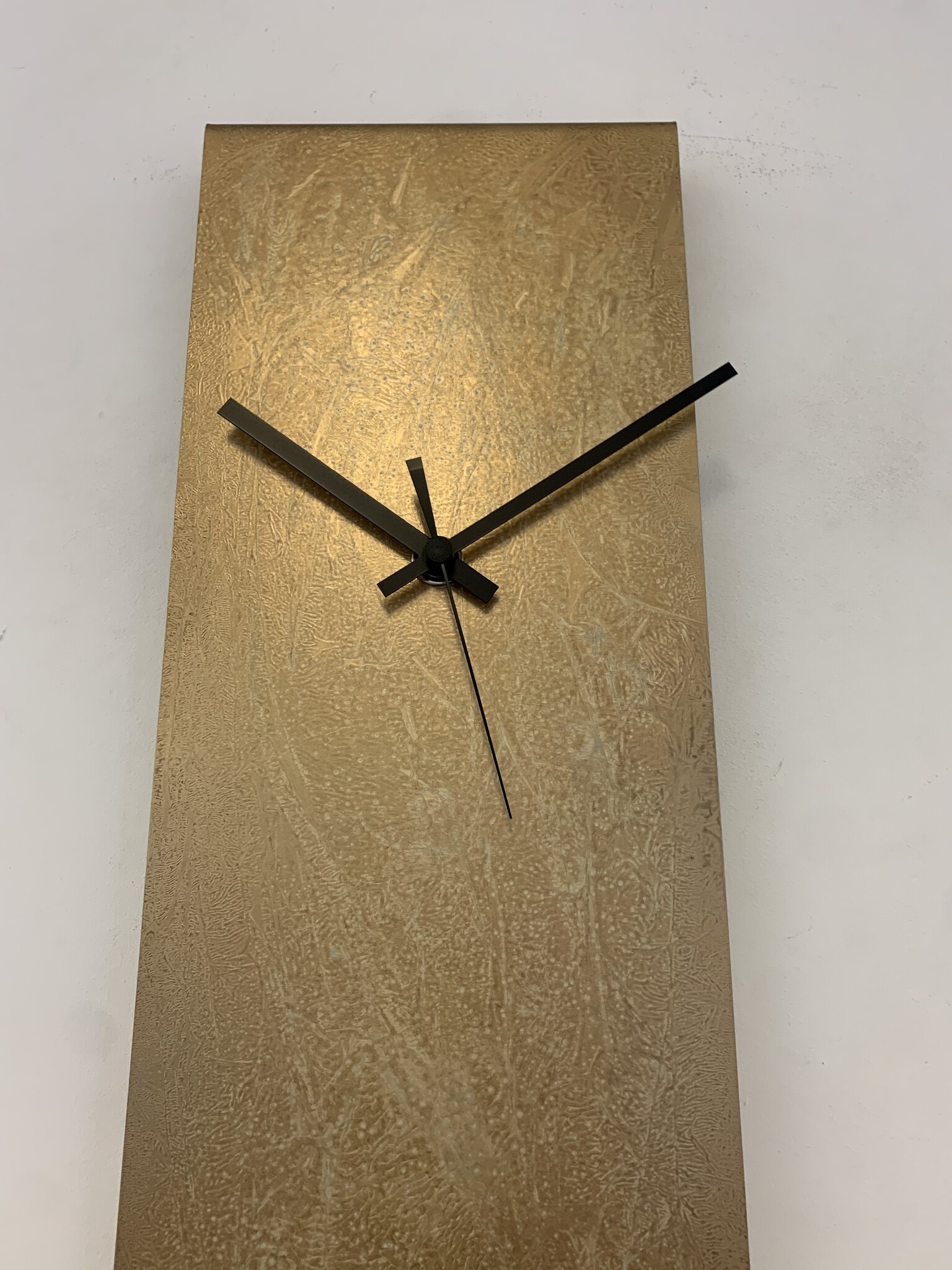 Wandklok AURUM GOLD MODERN DESIGN GOUD