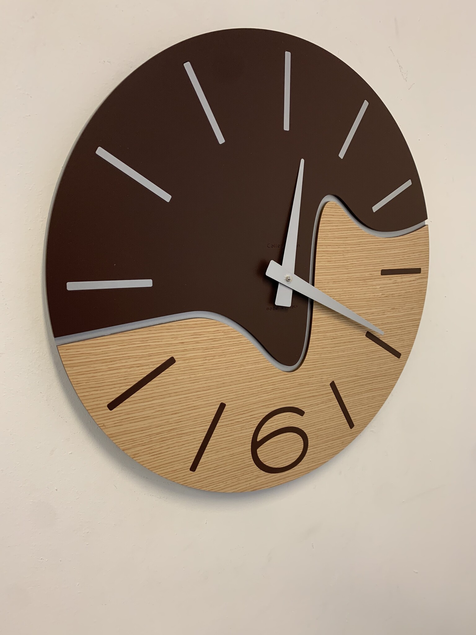 CD Italian Design Wandklok Olivier Choco