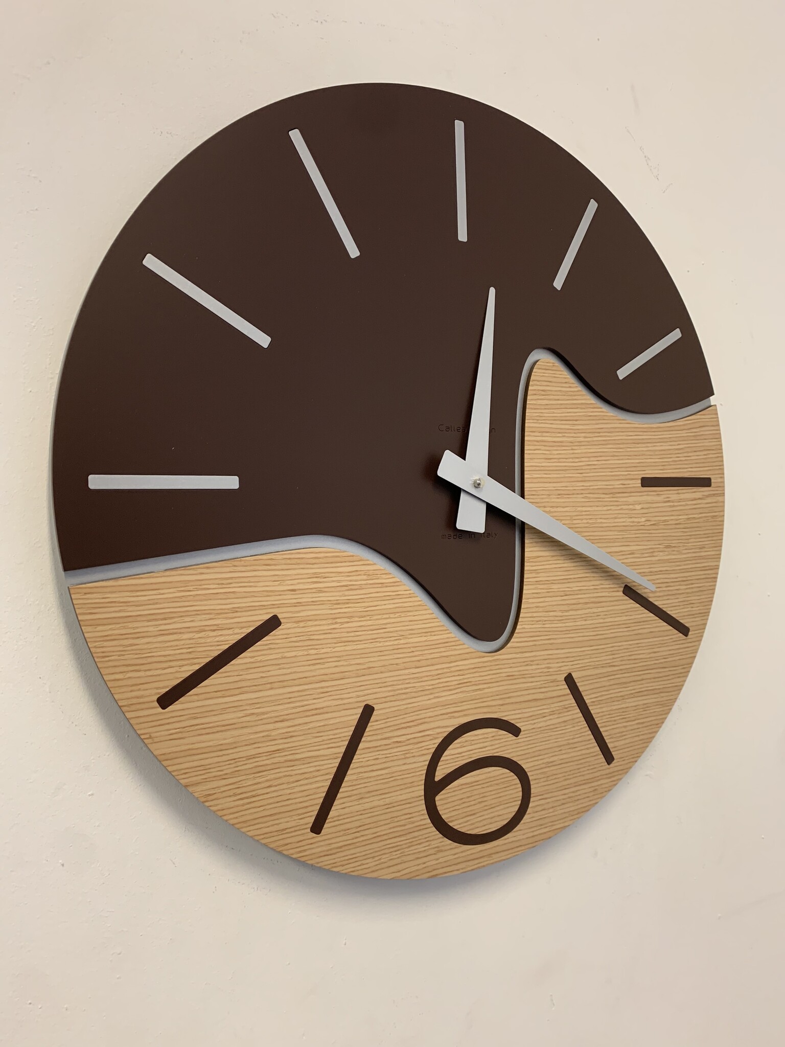 CD Italian Design Wandklok Olivier Choco