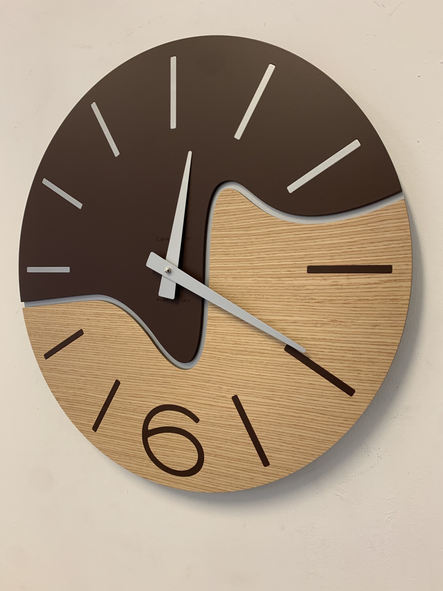 CD Italian Design Wandklok Olivier Choco