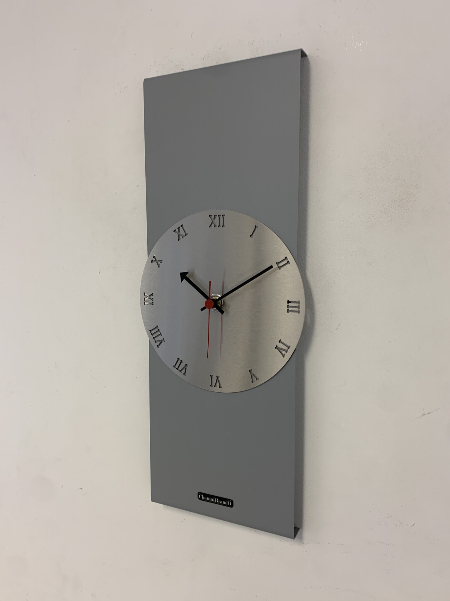 Wandklok Merida MODERN DESIGN zilver & grijs