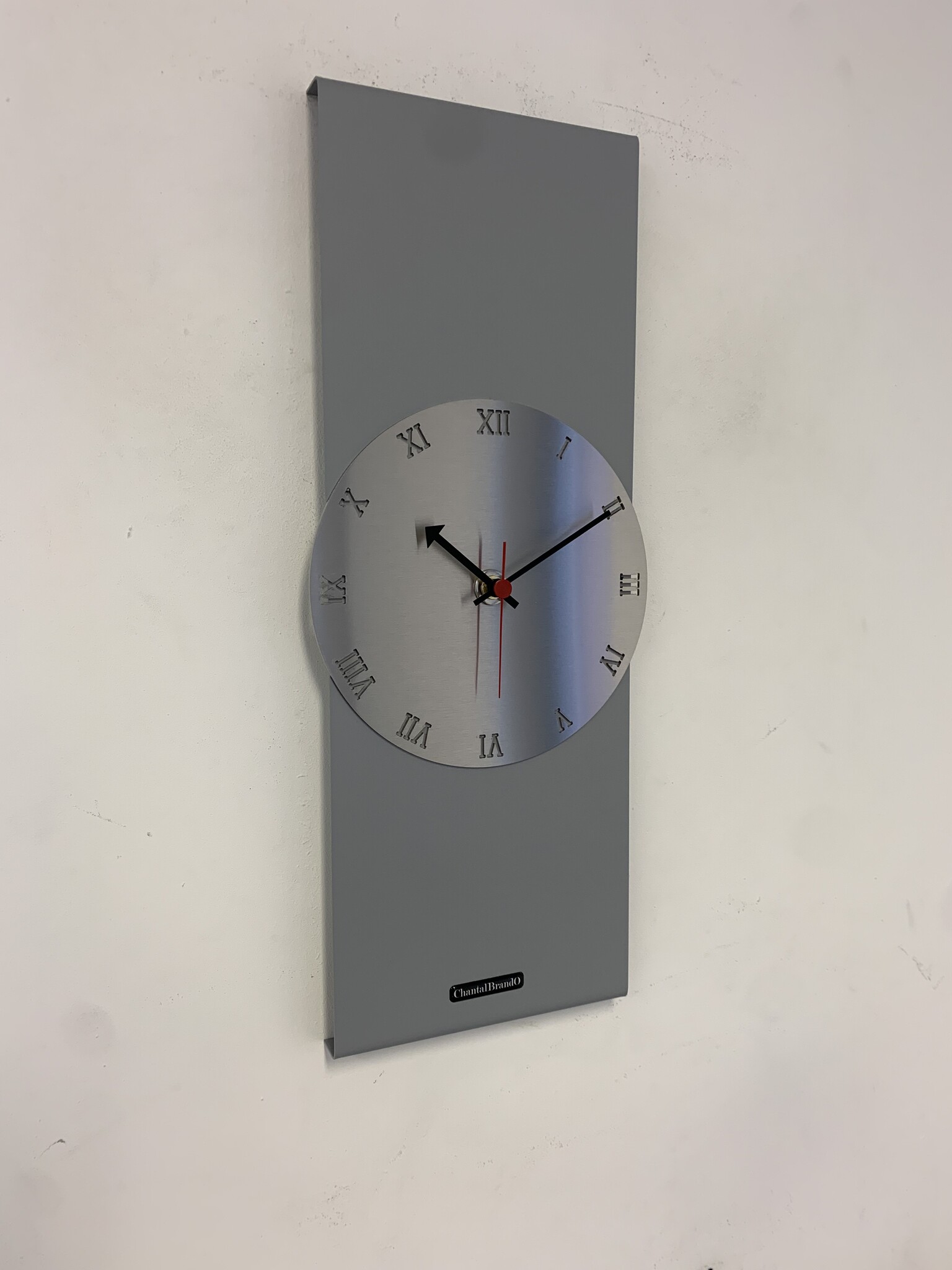 Wandklok Merida MODERN DESIGN zilver & grijs