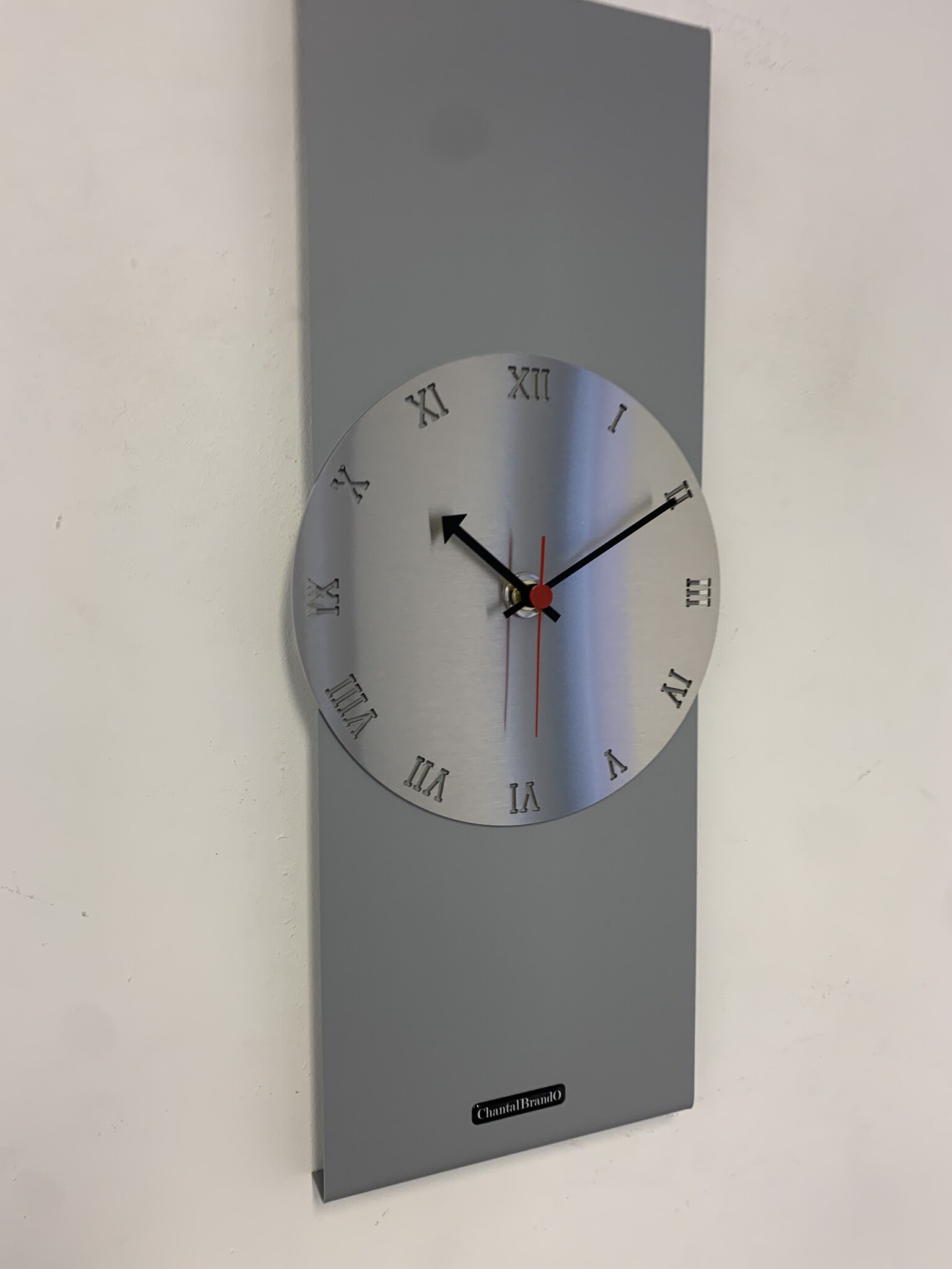 Wandklok Merida MODERN DESIGN zilver & grijs