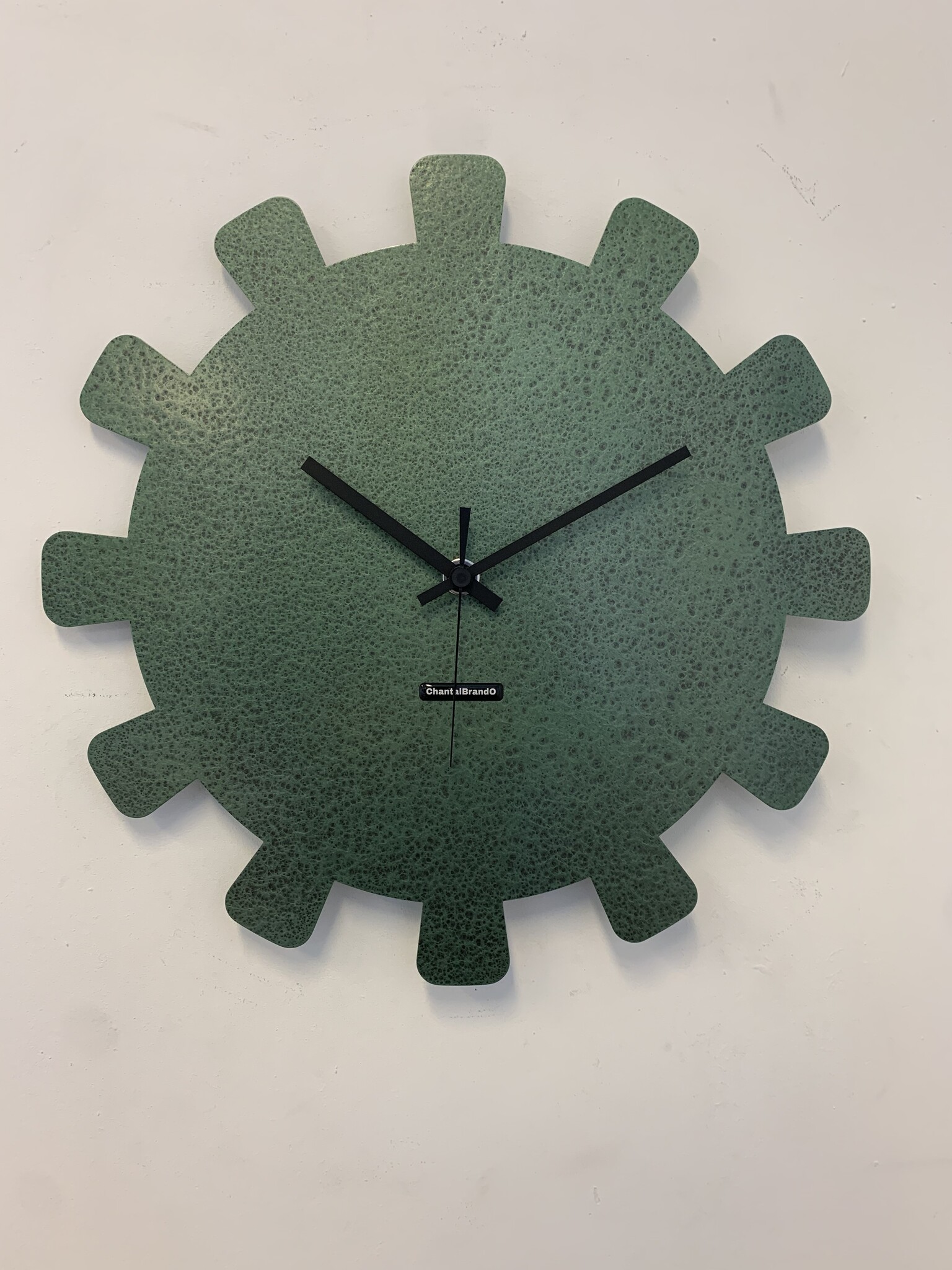 MOSACLOCK GREEN LABEL XL 40 Wandklok Modern Industrieel Design GROEN