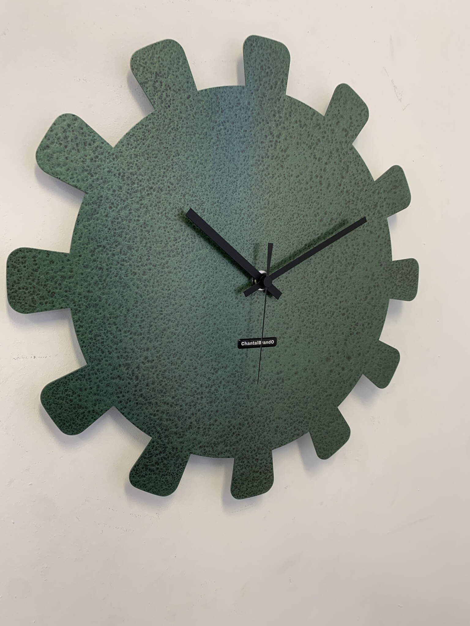 MOSACLOCK GREEN LABEL XL 40 Wandklok Modern Industrieel Design GROEN