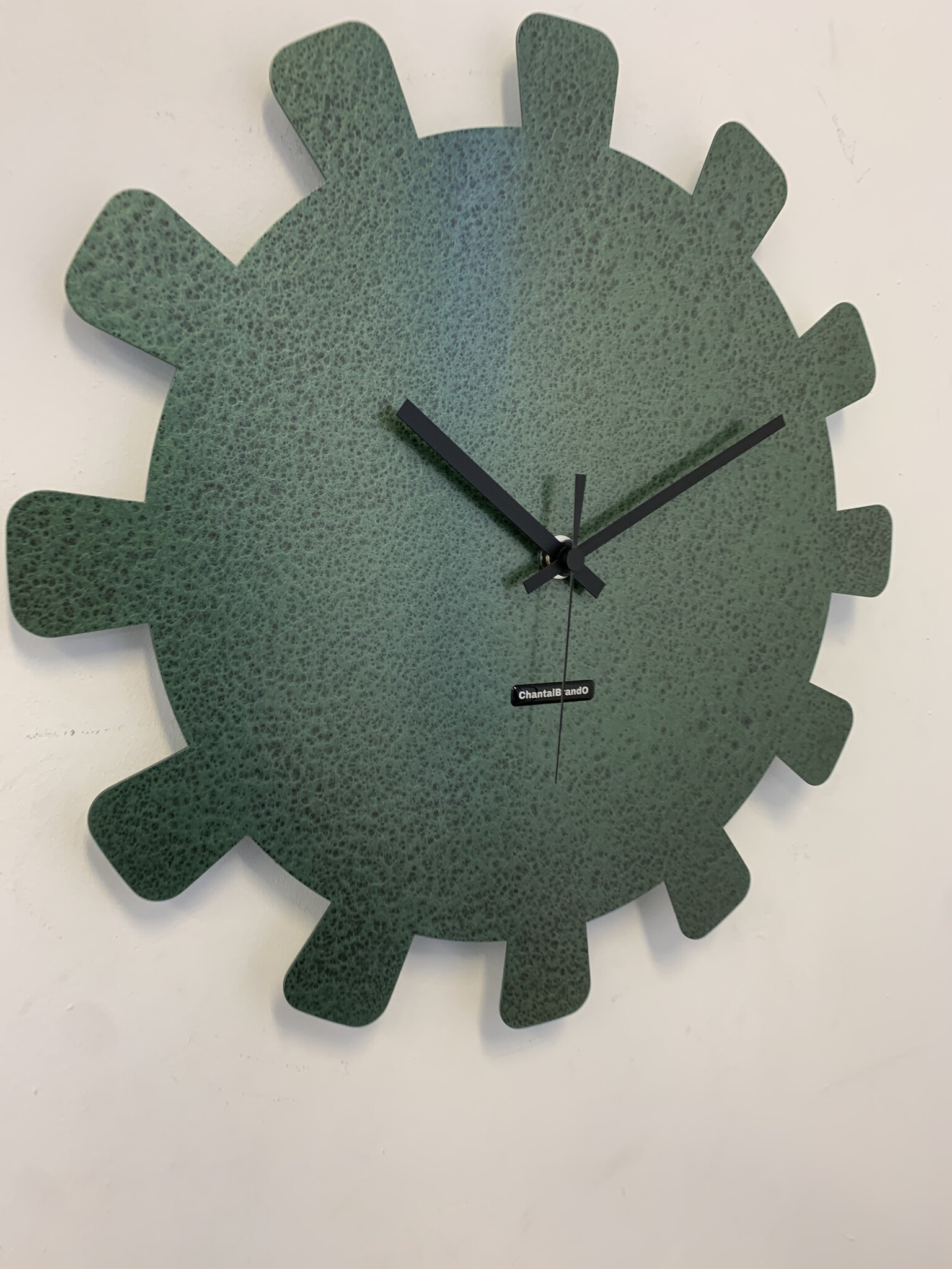 MOSACLOCK GREEN LABEL XL 40 Wandklok Modern Industrieel Design GROEN