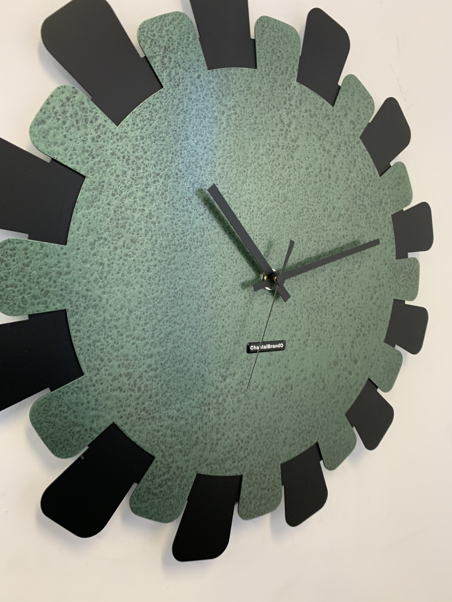 MOSACLOCK GREEN LABEL XL 50 Wandklok Modern Industrieel Design GROEN