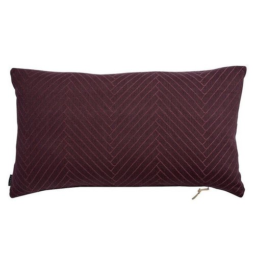 OYOY Kussen Fluffy Herringbone Aubergine OYOY Kussen Fluffy Herringbone Aubergine