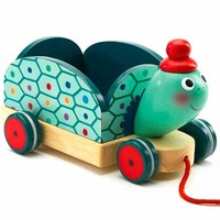 Djeco Pull Toy Clementine