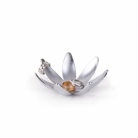 Umbra Magnolia ring holder chrome