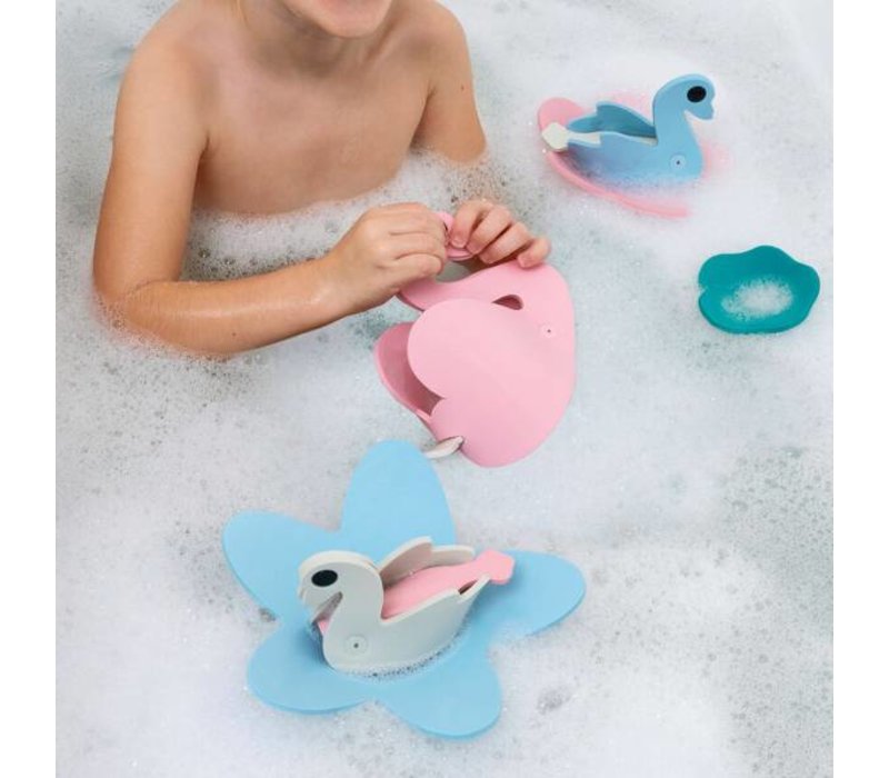 Quutopia 3D Bath Puzzle Set Swan Lake