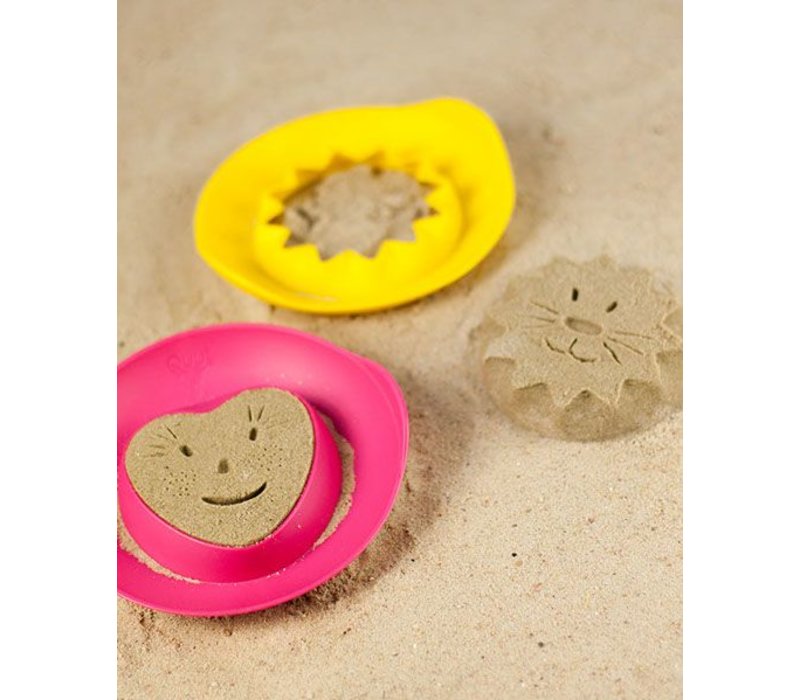 Quut Sand Mould Heart Yellow