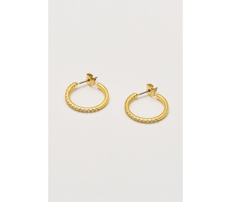 Estella Bartlett Boucles D'Oreilles Hoop Pavé de Pierres Doré