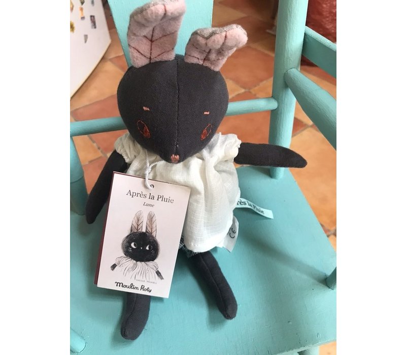 Moulin Roty Poupée Lapin Lune 'Après la Pluie'