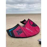 Tweedehands 2025 North Reach Kite 8m Rubine Red R