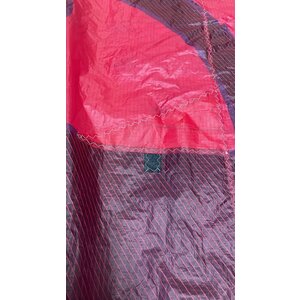 North Tweedehands 2025 North Reach Kite 9m Rubine Red R
