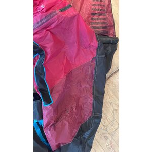 North Tweedehands 2025 North Reach Kite 17m Rubine Red R