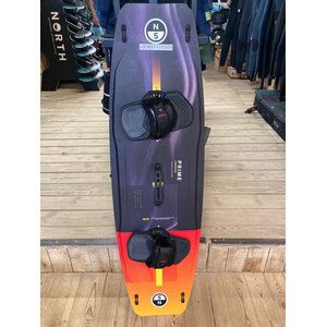 North Tweedehands 2026 Prime TT Board 136x40cm + Flex S/M