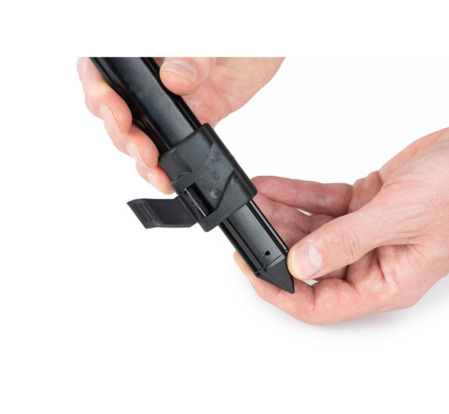 Compact single pole roller