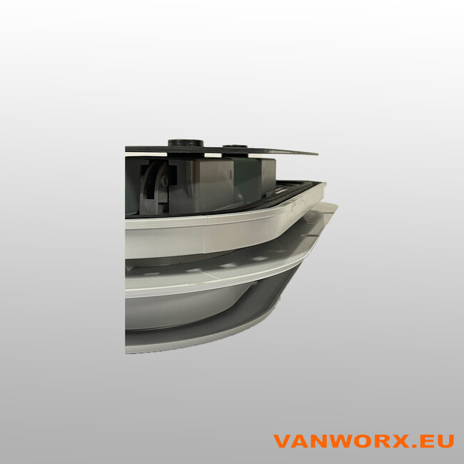 Compact Roof Hatch with Manual Operation - More Light and Privacy for your Camper/Caravan