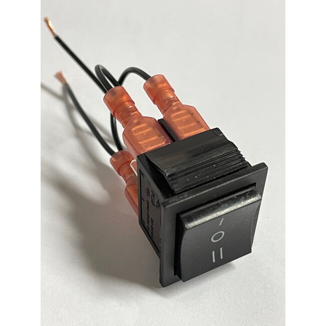 Conexión del ventilador de tejado con interruptor de 3 vías.