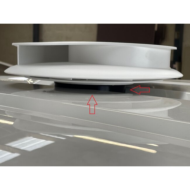 Flettner Slimline Adapter für das Dach des VW Caddy > 2020