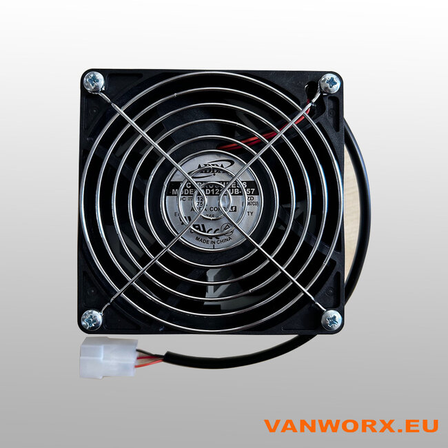 Eberspächer Eberpächer A.D.P. 200 Wandbeluchter (12V) - Betrouwbare Ventilatie voor Diverse Toepassingen