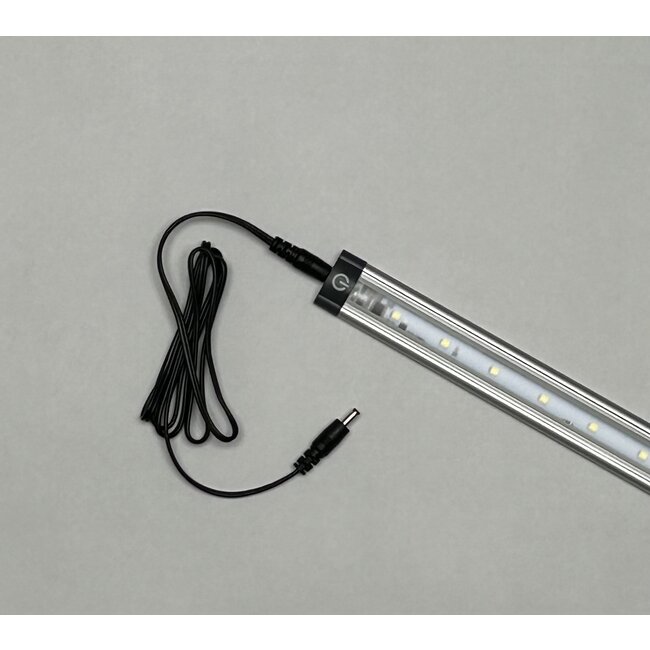 Helder en Praktisch: Vlakke LED Strip met Schakelaar (800 mm)