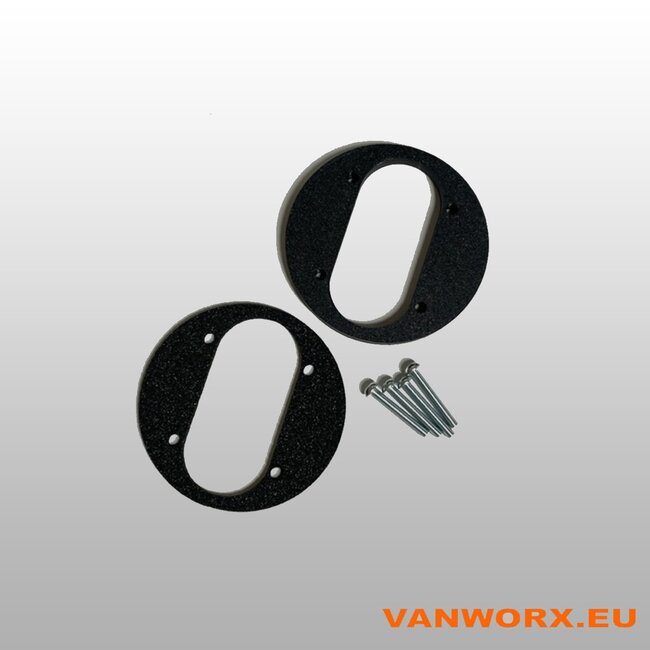 Flettner Slimline 10 mm Höhenadapter für die Dachrückseite des MAN TGE