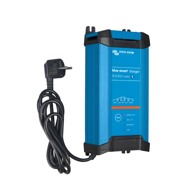 Victron Blue Smart IP22 battery charger | 12 Volt 15 Ampere