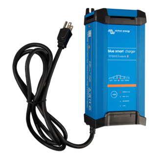 Blue Smart IP22 Batterieladegerät 12V-30A  mit drei Ausgängen