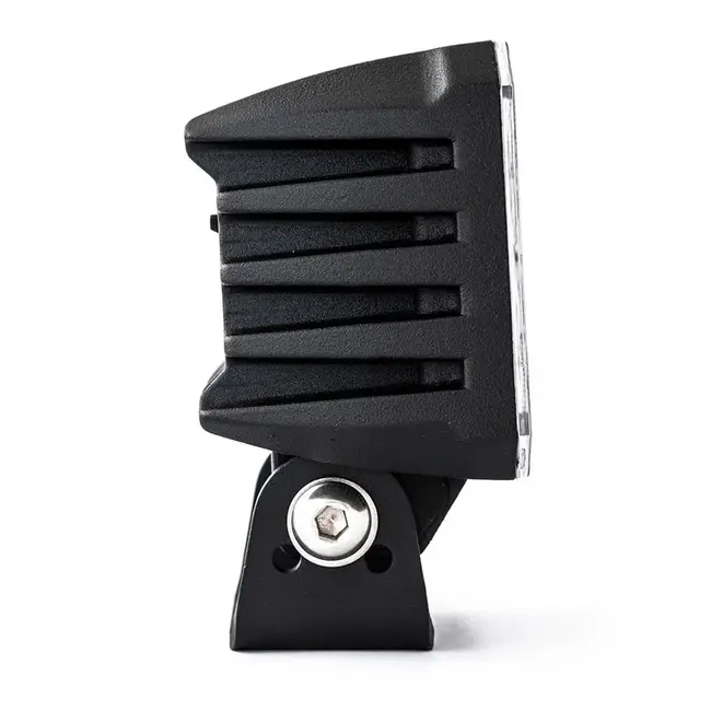 Lámpara de trabajo Edge WF-4038V - Distribución eficiente de la luz para una iluminación de trabajo óptima