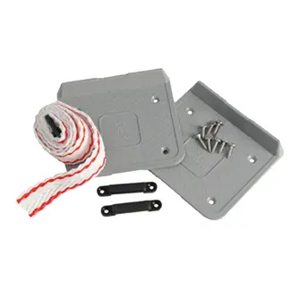 Double plate designed for securing batteries