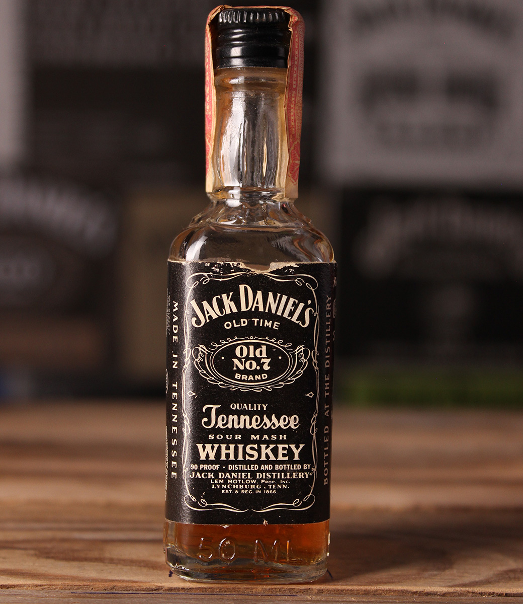 JACK DANIEL'S - Black Label - 1980 - 50ml - 90 Proof - SEE