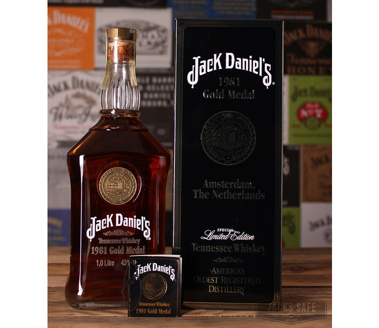 Jack Daniel's - Gold Medal - 1981 - 1000ml - Czech Republic