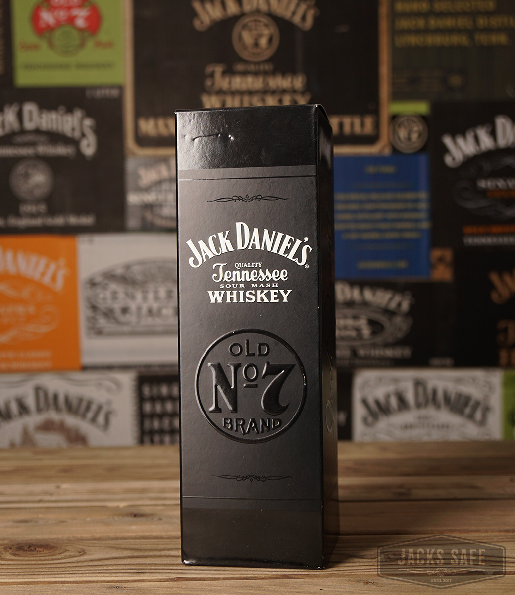 JACK DANIEL'S  - Black Label - 700ml - Black Glossy box with white - Box only