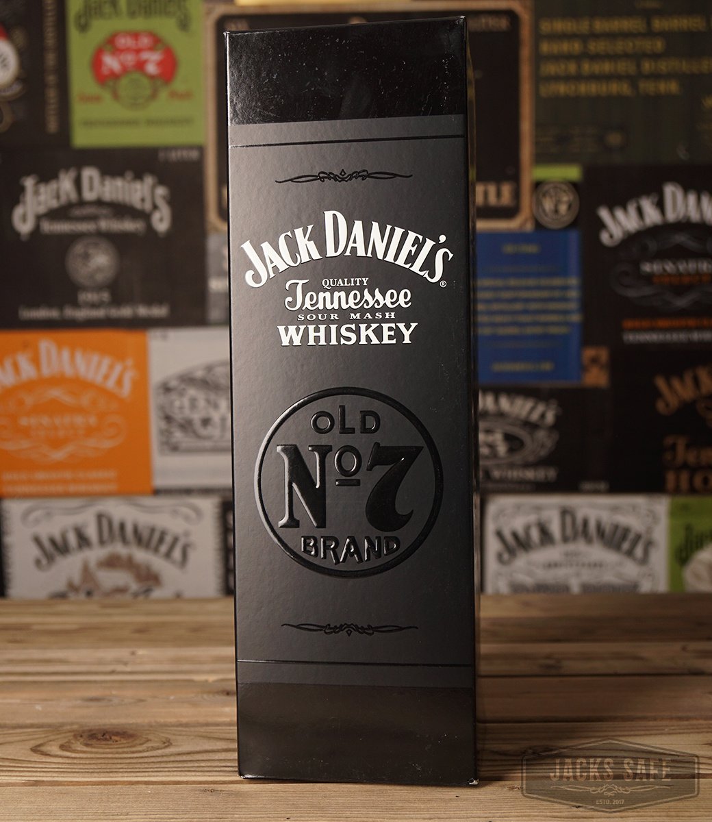 JACK DANIEL'S - Black Label - 1750ml - Black Glossy box with white - Box only