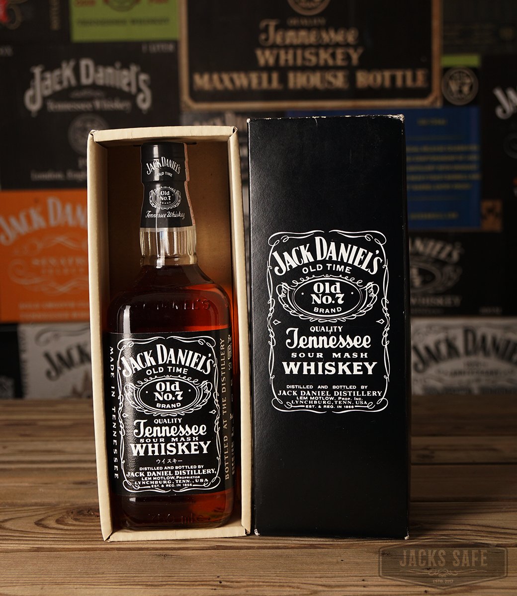 JACK DANIEL'S - Black Label - Fake seal - 750ml - Japan - 1995 - 43% - COFFIN STYLE BOX