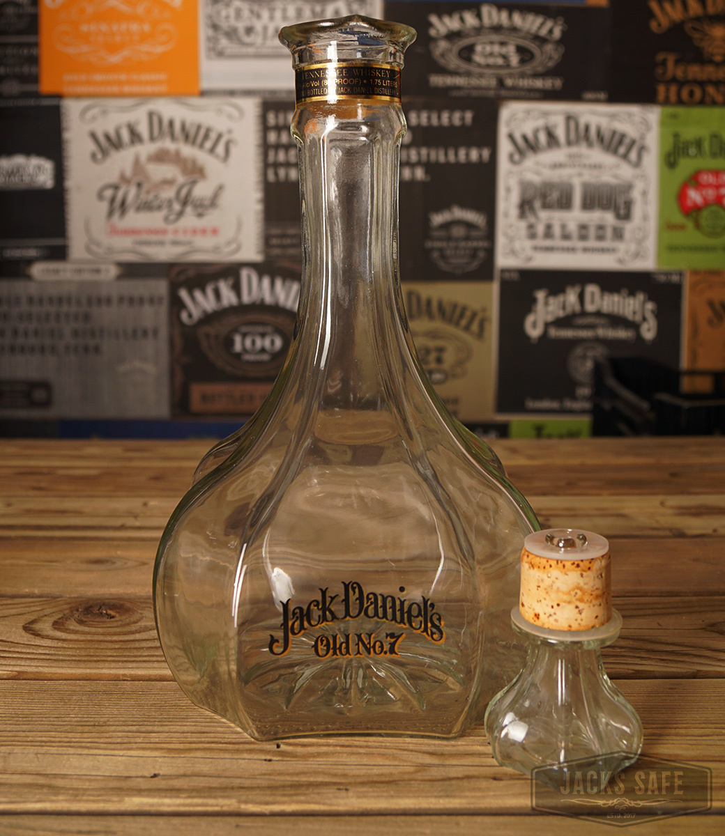 JACK DANIEL'S  - Specials - Riverboat Decanter - EMPTY - SEE OPTIONS IN DROPDOWN