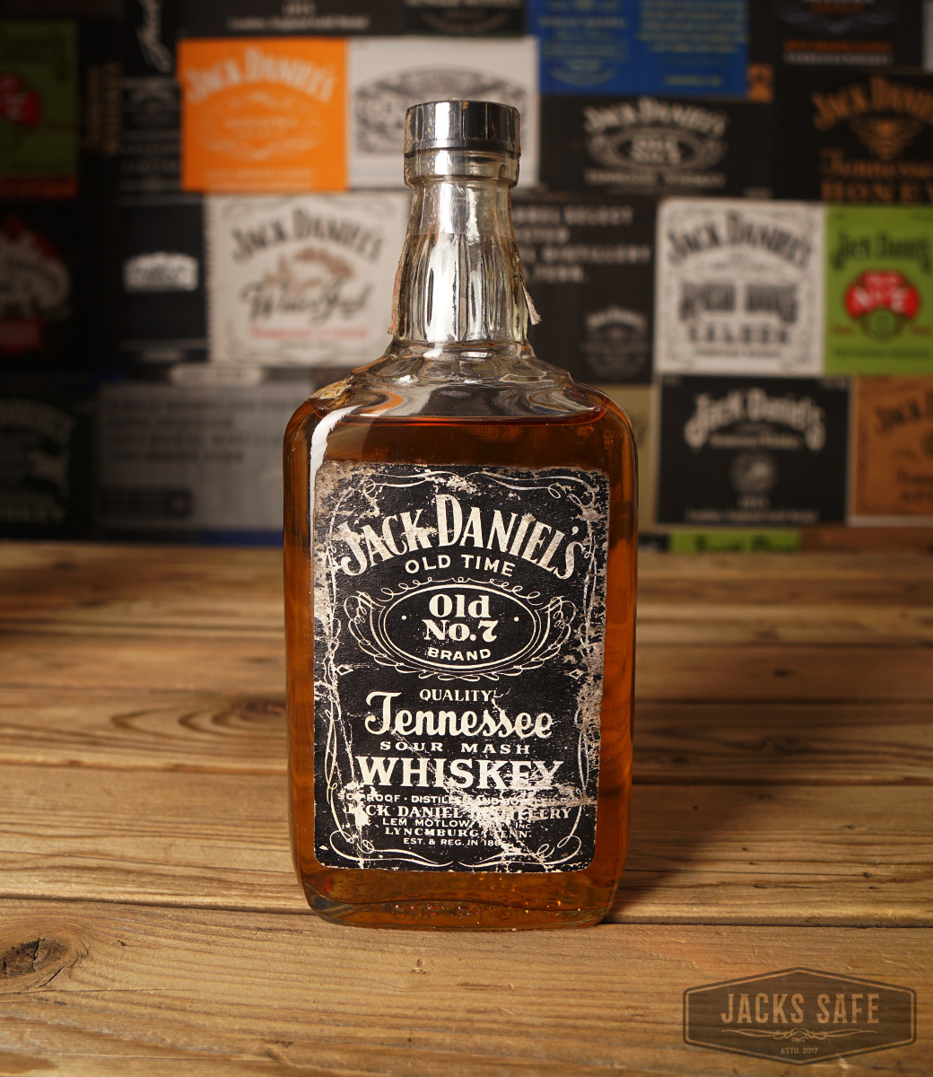 JACK DANIEL'S Black Label Paper seal ONE PINT SEE DROPDOWN