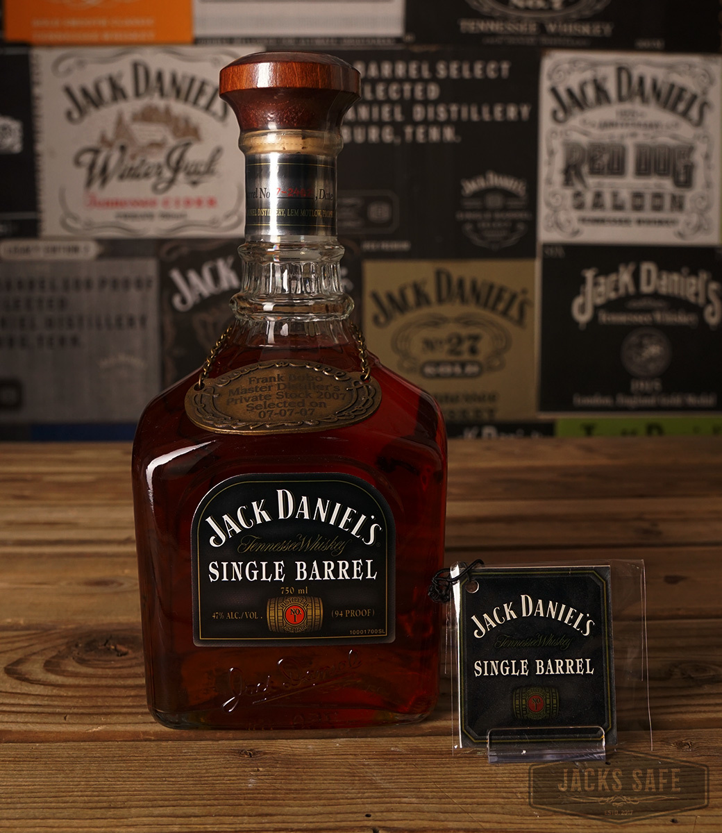 JACK DANIEL'S SINGLE BARREL SELECT 3 OF 3 RAID BARRELS FRANK BO Jack's Safe