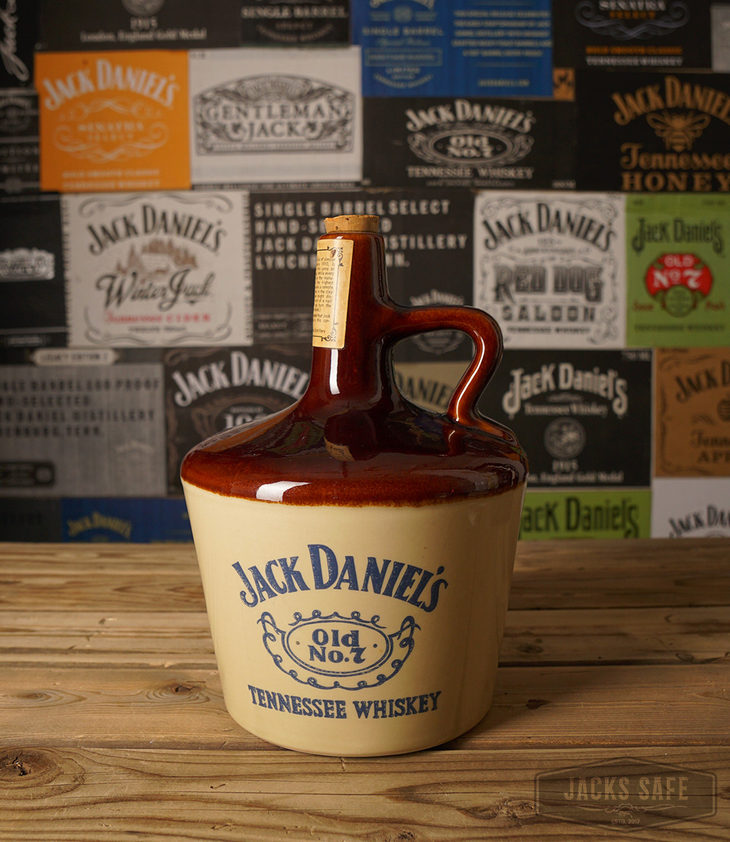 JACK DANIEL'S - SPECIALS - JUG FROM LATE 70'S - HARDWARE STORE - 2